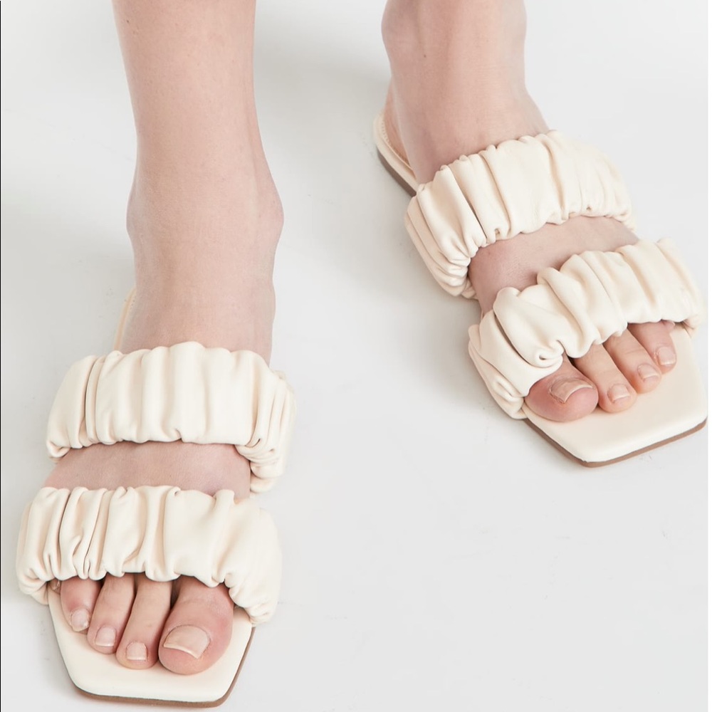Villa Rogue Mattison Sandals Size 8